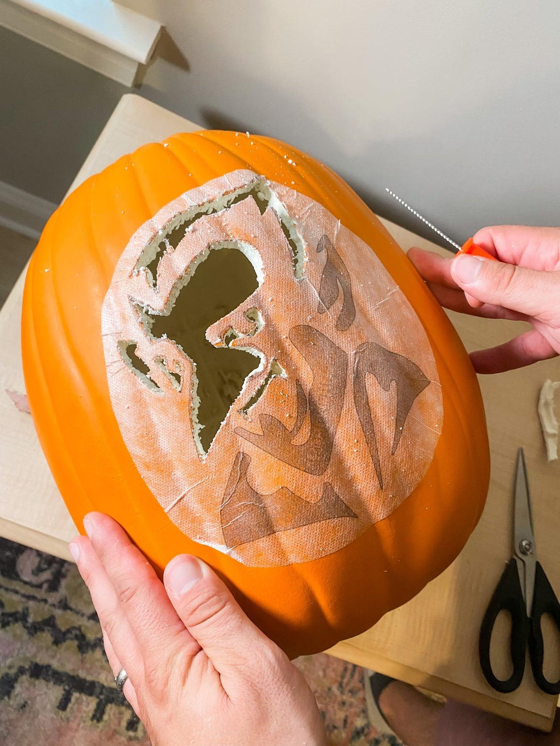 Creepy Ghost Face Pumpkin Carving Stencil - Pumpkin HQ